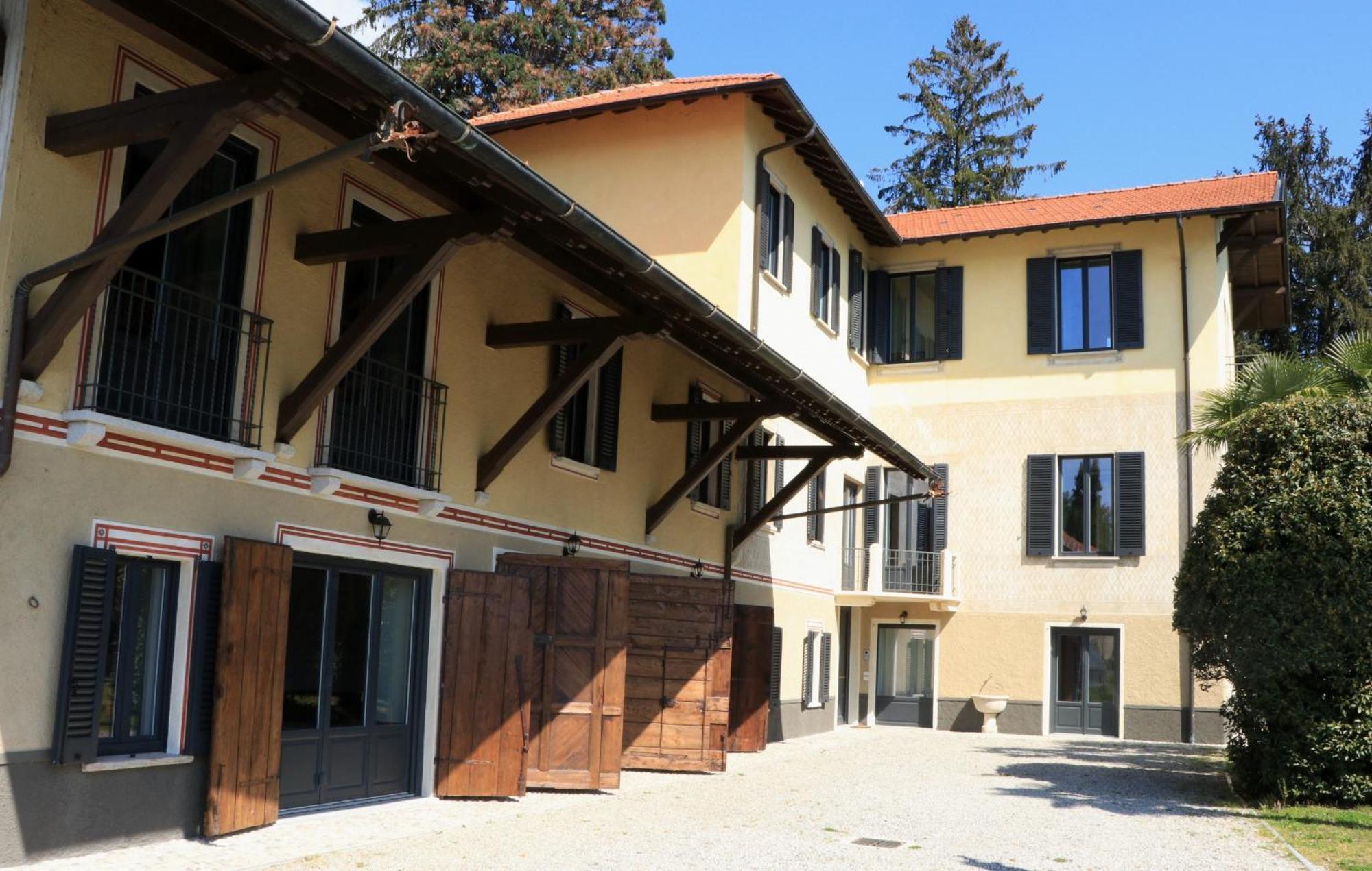 Beach Villa Fiorina Ghiffa Exteriör bild