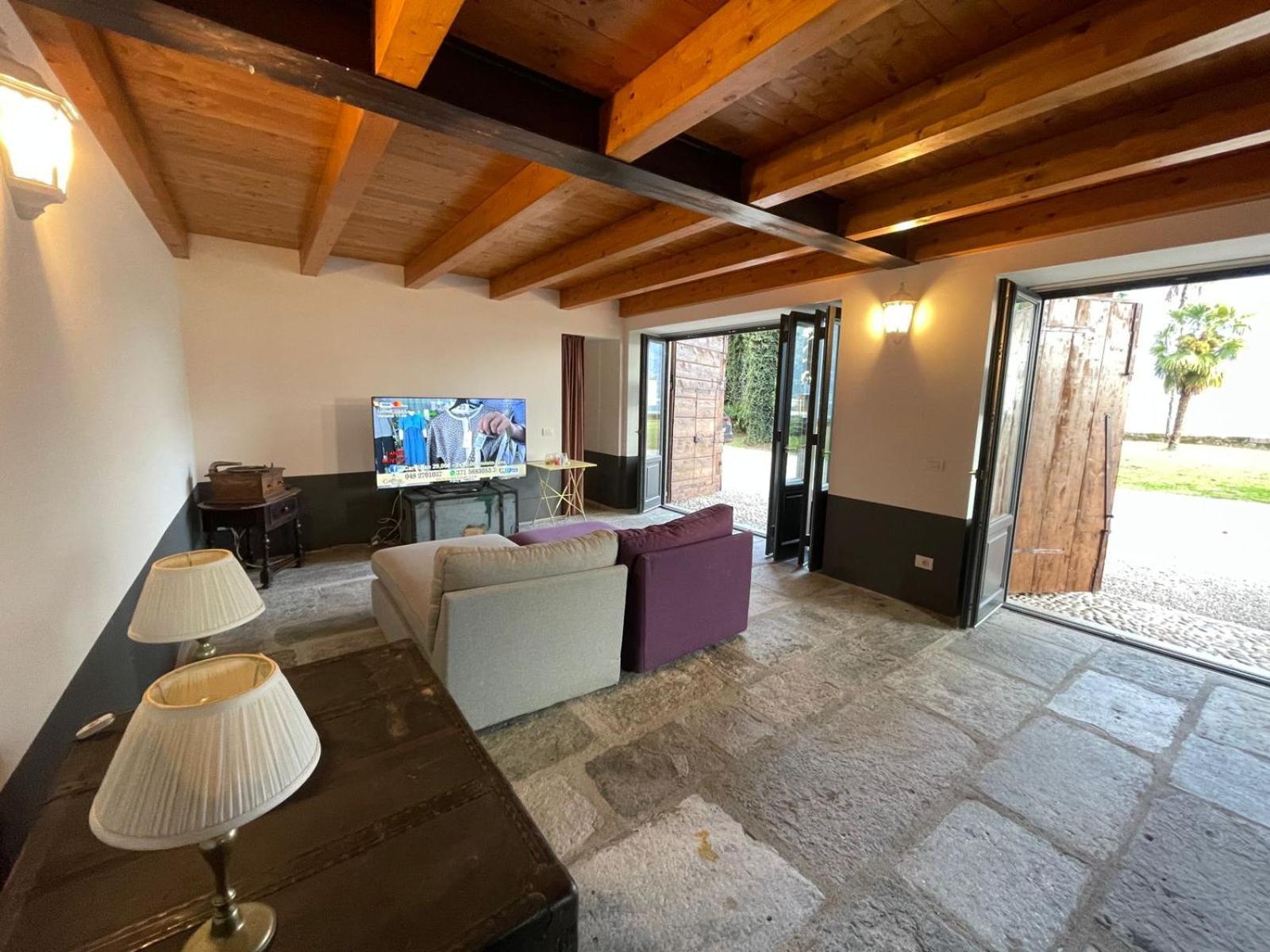 Beach Villa Fiorina Ghiffa Exteriör bild